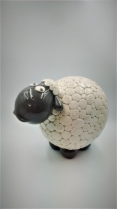Mouton : Hauteur : 25 cm - Prix : 150 €