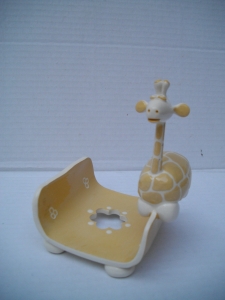 Porte-Savon Girafe : Longueur : 12 cm - Largeur : 10 cm - Prix : 28 €