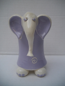 Pot à Brosse à Dents Elephant : Hauteur : 15 cm - Prix : 28 €