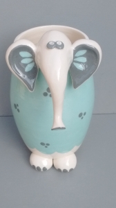 Vase Elephant : Hauteur : 28 cm - Prix : 40 €